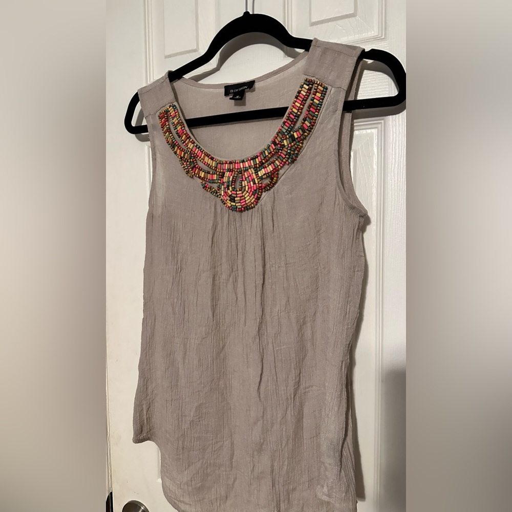 🧡4 items for $15- B Design gorgeous beaded tank.  301